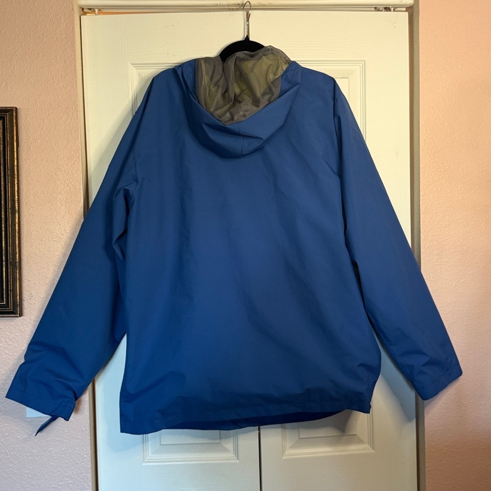 Lands' End Waterproof Packable Wind Jacket Size L - image 2